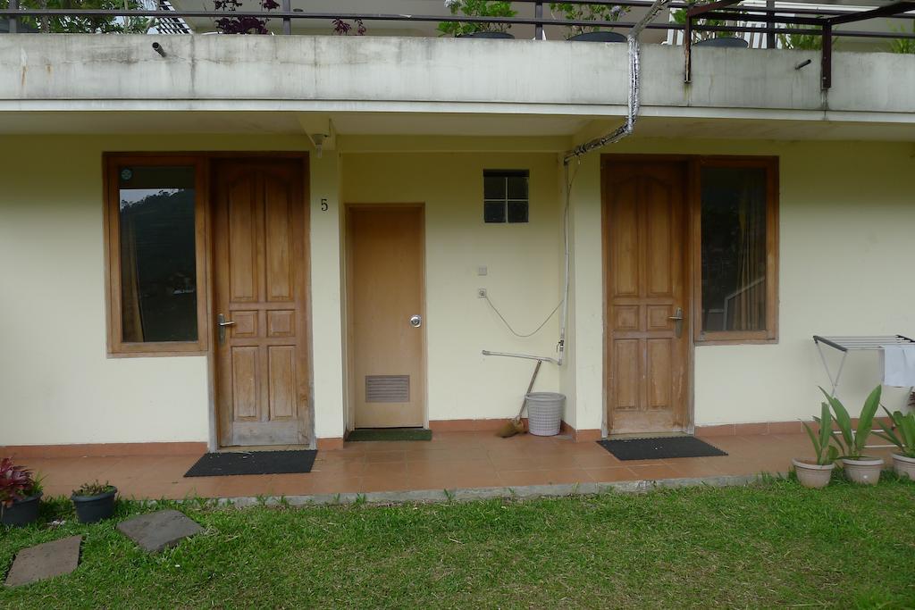 Puri Bernadi Guest House Lembang Chambre photo